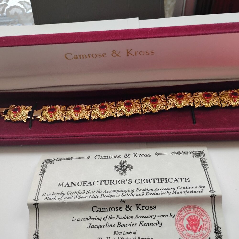 Kamrose and Cross etched link bracelet